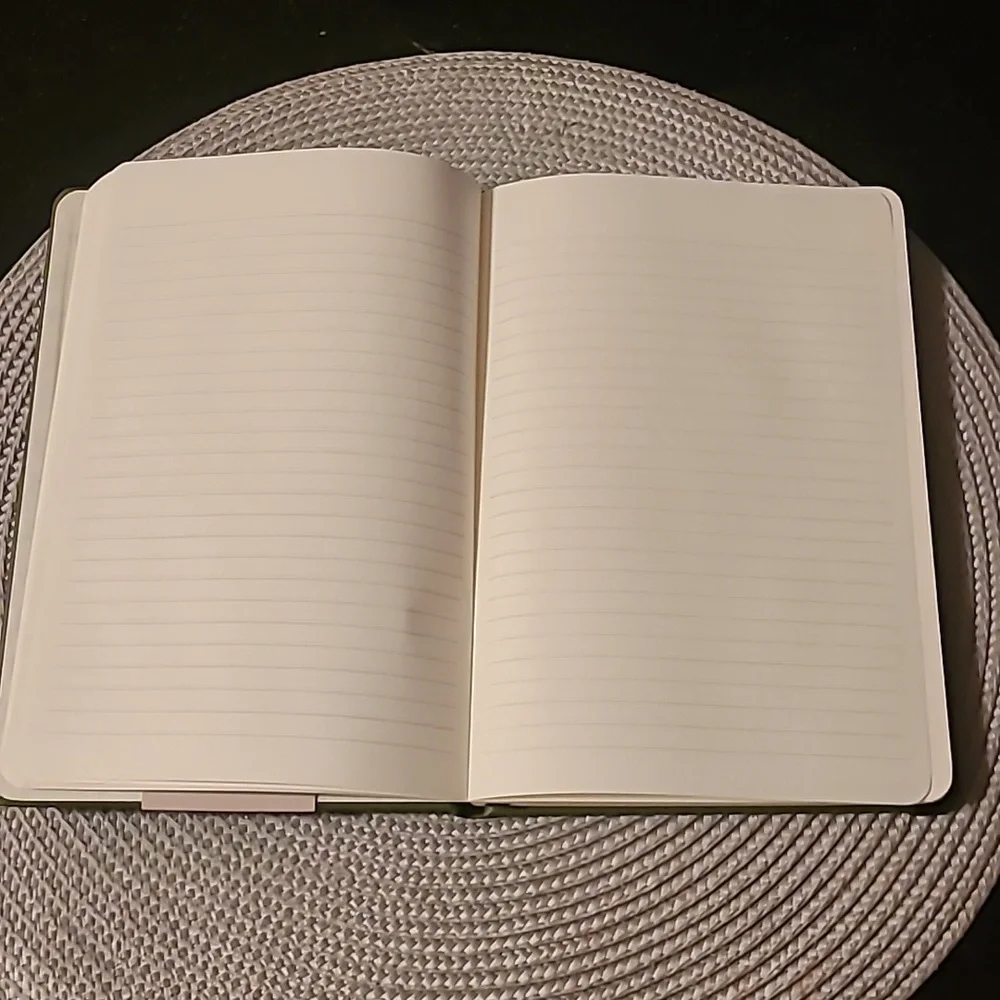 Hunter Casebound Notebook - Picture 4 of 7